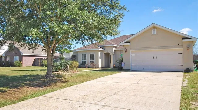 $295,000 | 428 East Redbud Drive, Slidell, LA 70458