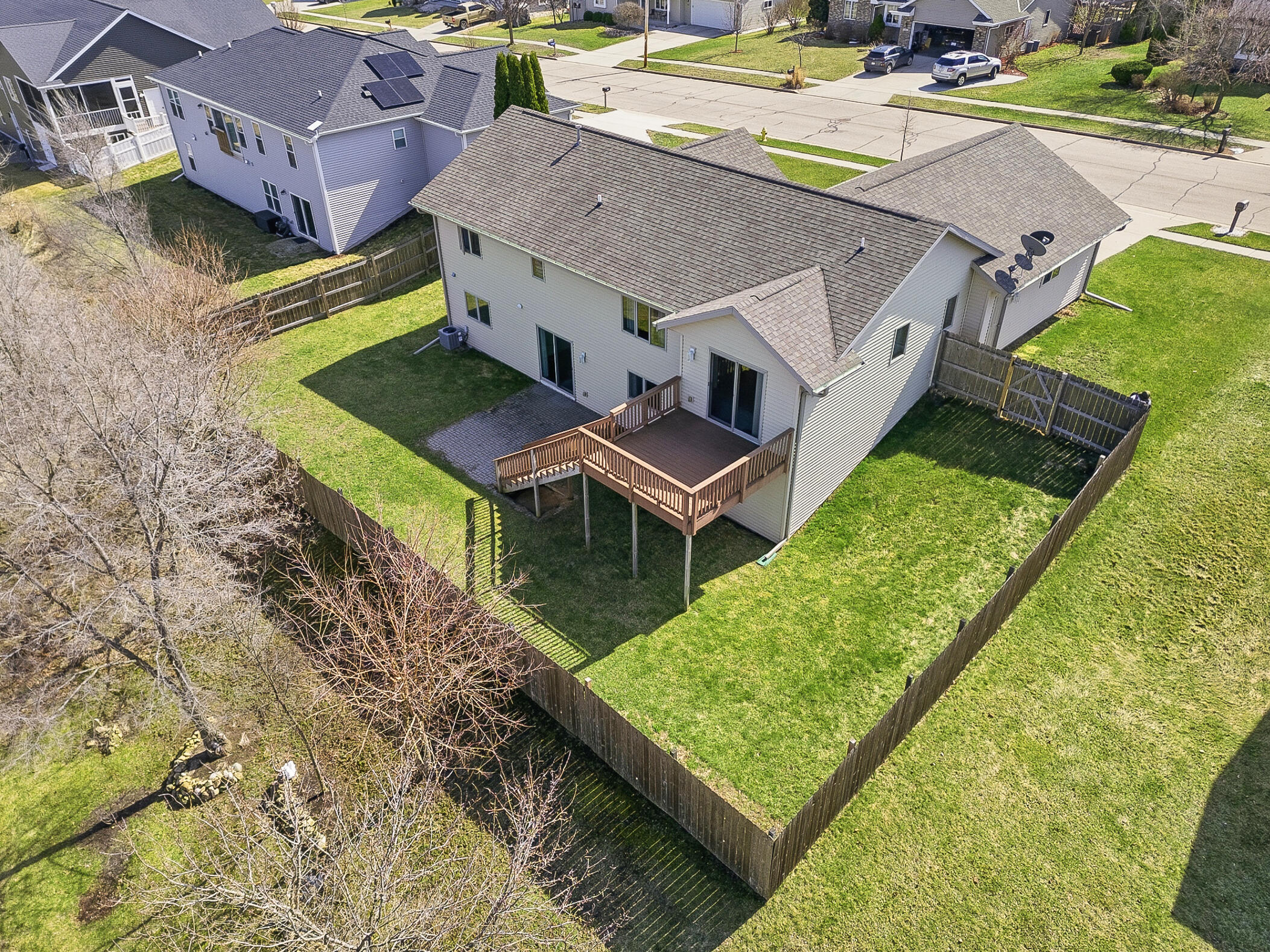 213 Wollet Drive Fort Atkinson, WI 53538 - Photo 4 of 66 06