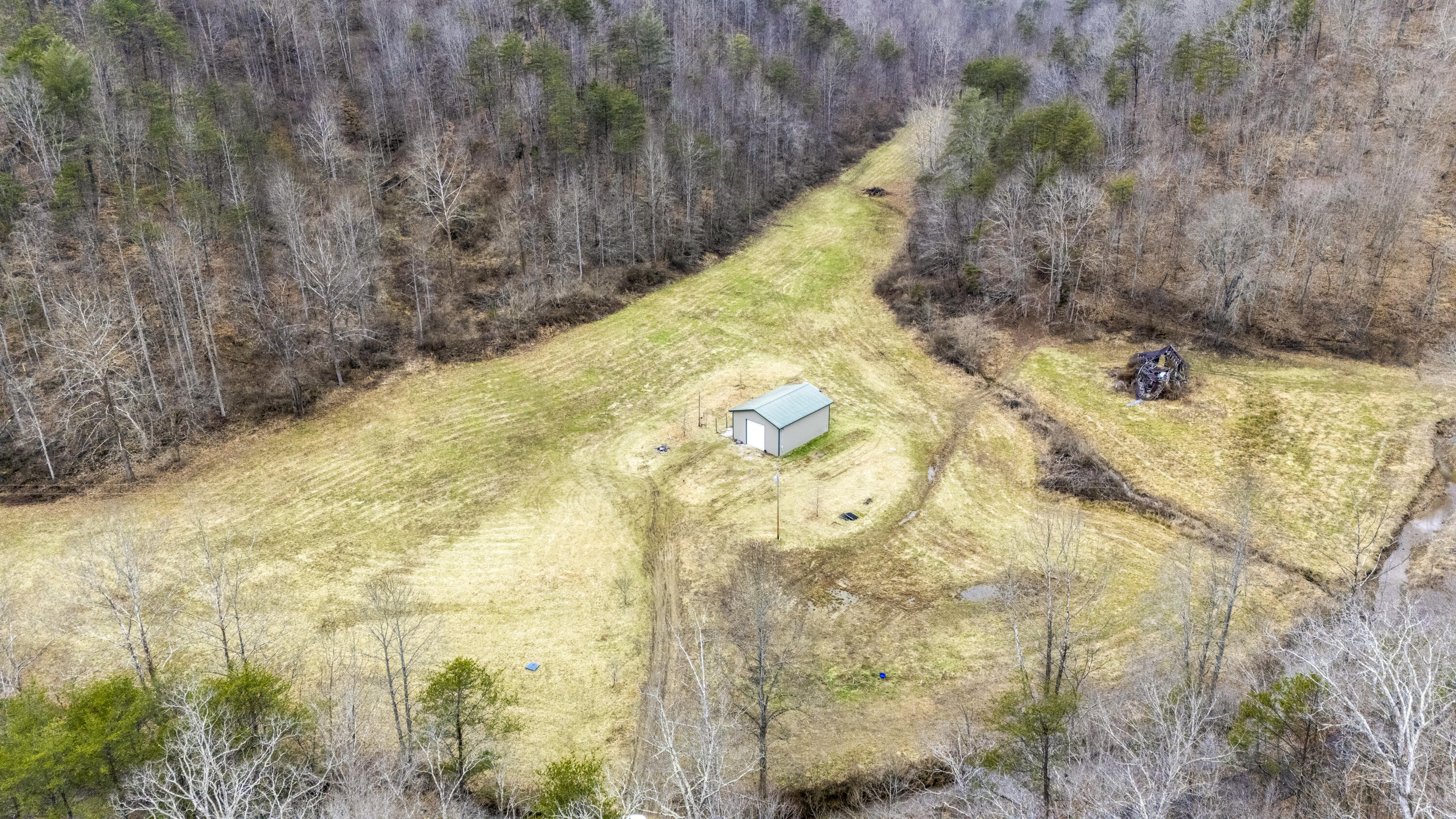 1657 Cave Branch Road Campton, KY 41301 - Photo 14 of 26 DJI_20250205113339_0154_D