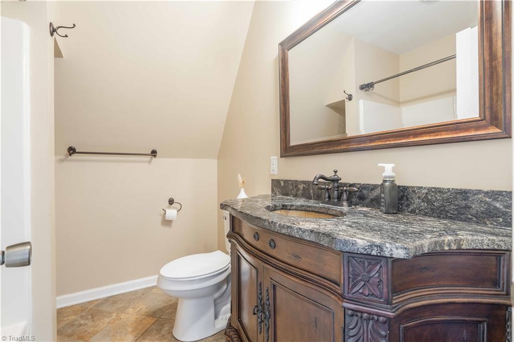 310 James Road Clemmons, NC 27012 - Photo 6 of 30