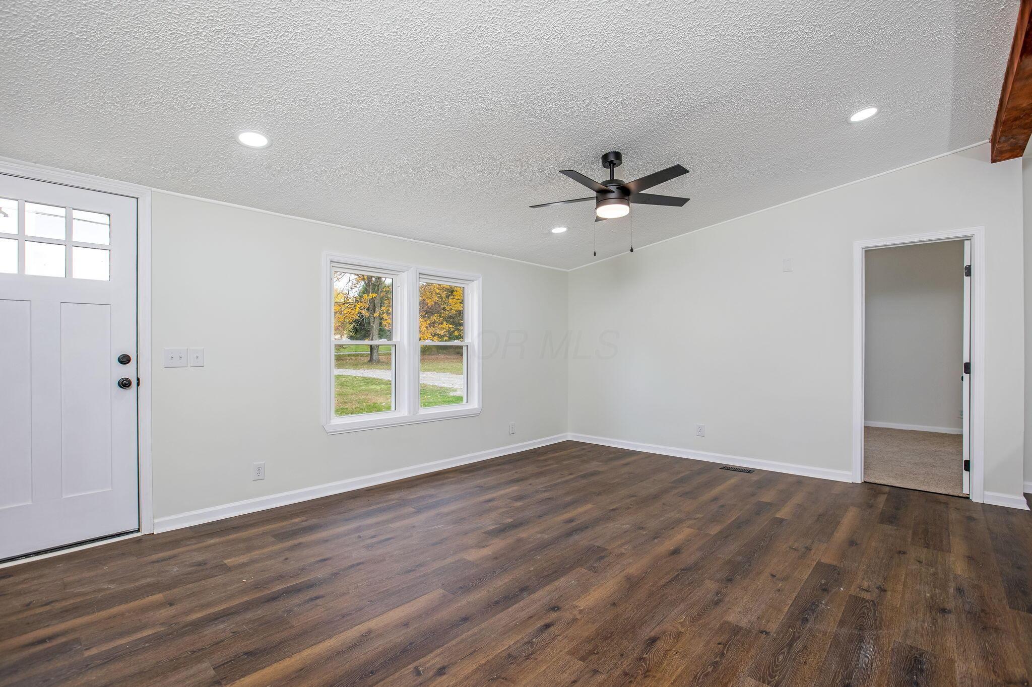 4129 Brook Road Northwest Lancaster, OH 43130 - Photo 5 of 36 11-web-or-mls-SMEP2768