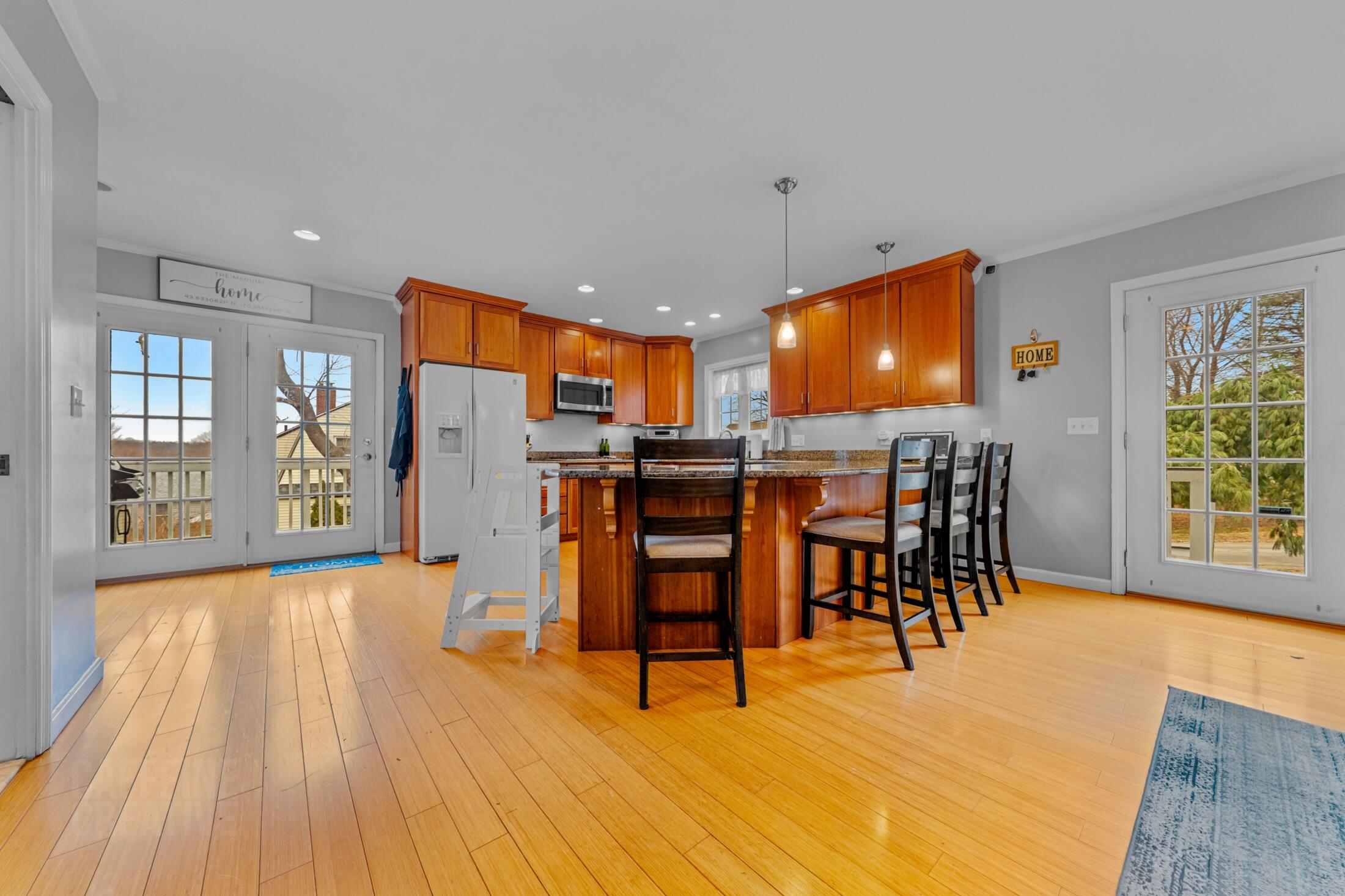 70 Ridgeland Avenue South Portland, ME 04106 - Photo 14 of 45 18