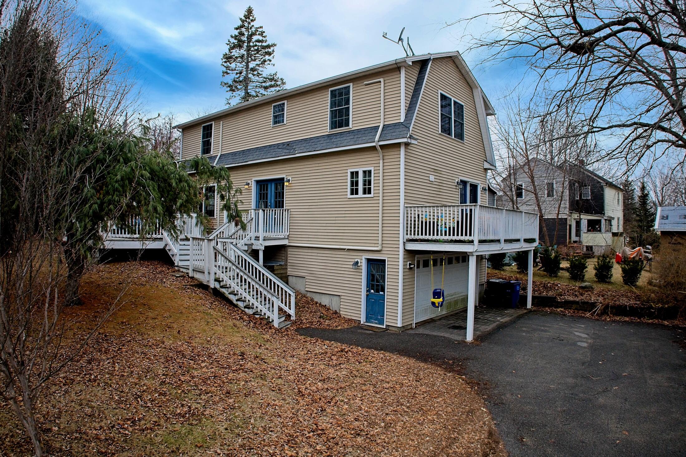 70 Ridgeland Avenue South Portland, ME 04106 - Photo 7 of 45 10