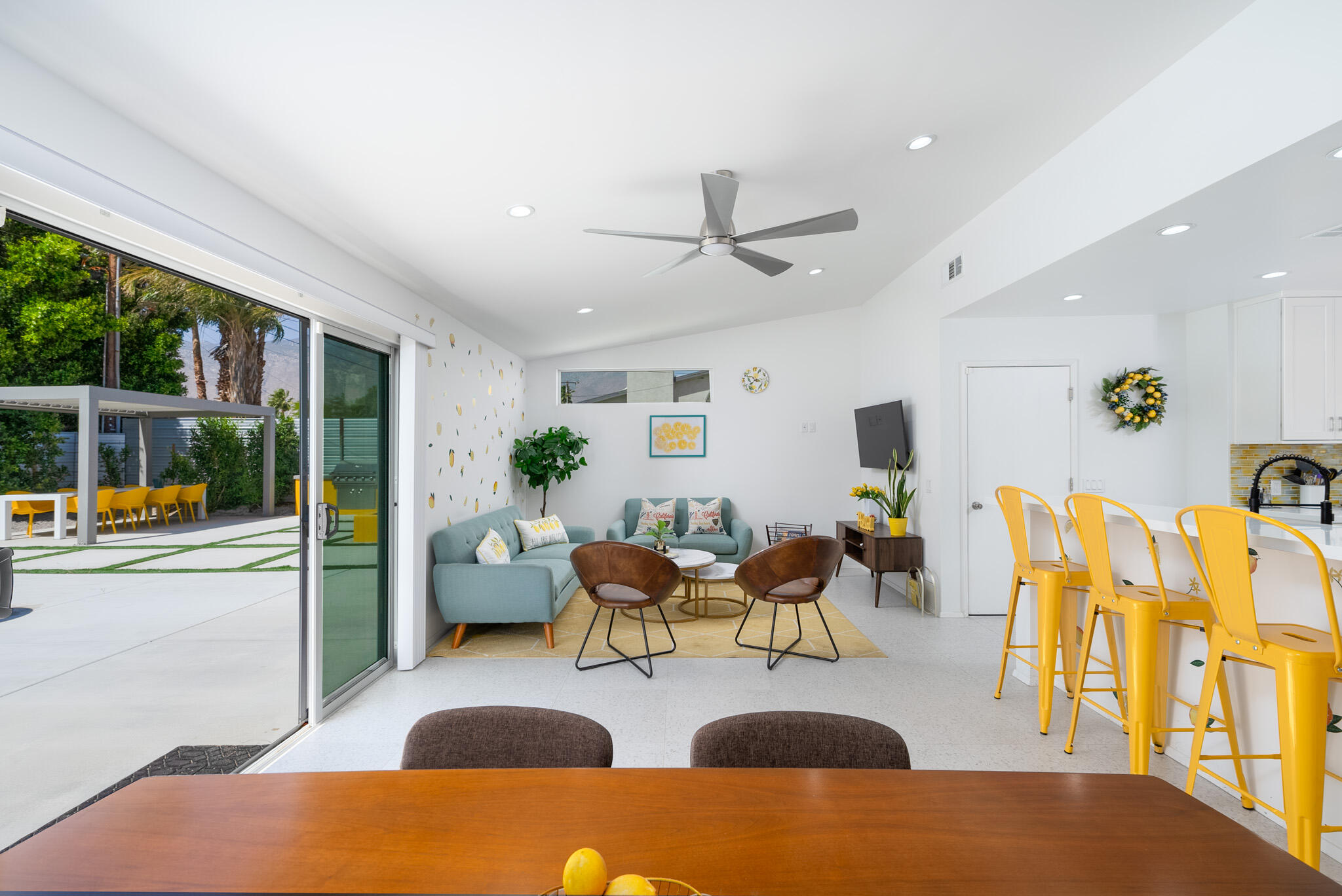 2383 East Powell Road Palm Springs, CA 92262 - Photo 5 of 35 2383Powell-5