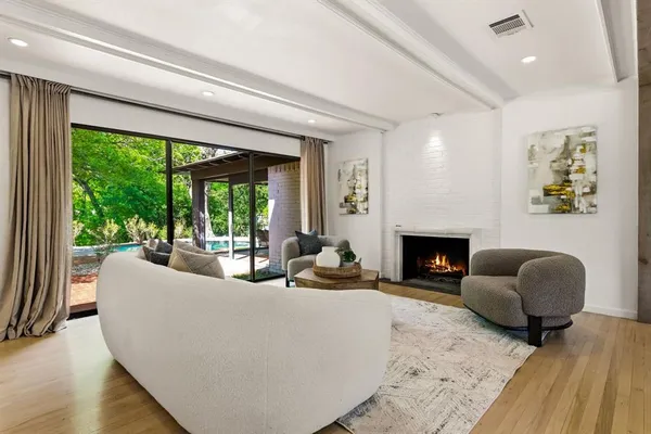 $865,000 | 6467 Danbury Lane, Dallas, TX 75214
