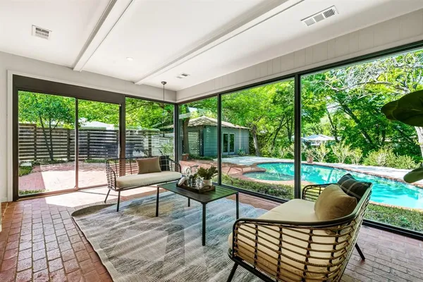 $865,000 | 6467 Danbury Lane, Dallas, TX 75214