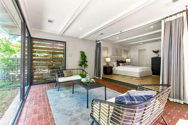 $865,000 | 6467 Danbury Lane, Dallas, TX 75214