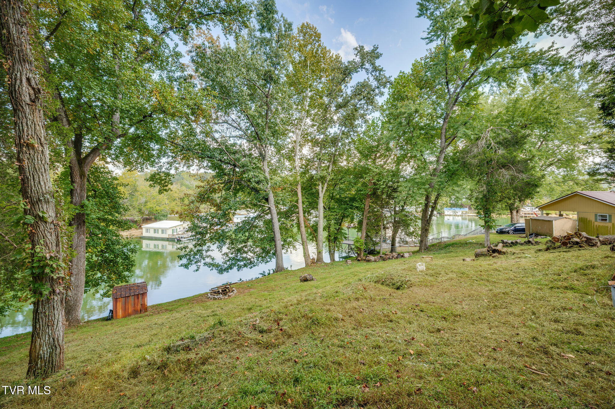 417 Cope Road Kingsport, TN 37663 - Photo 3 of 16 002