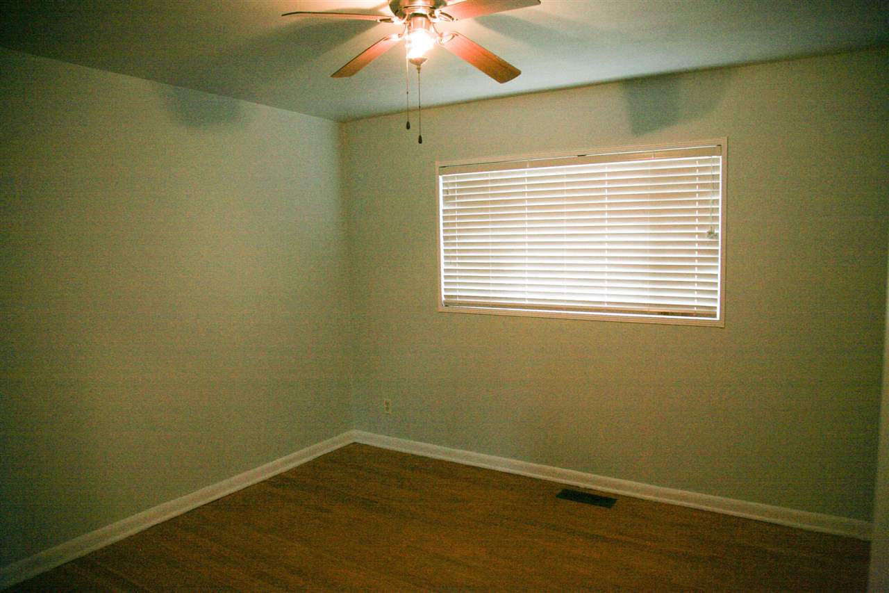 1516 Delmont Road Memphis, TN 38117 - Photo 11 of 25 Gallery Image 11