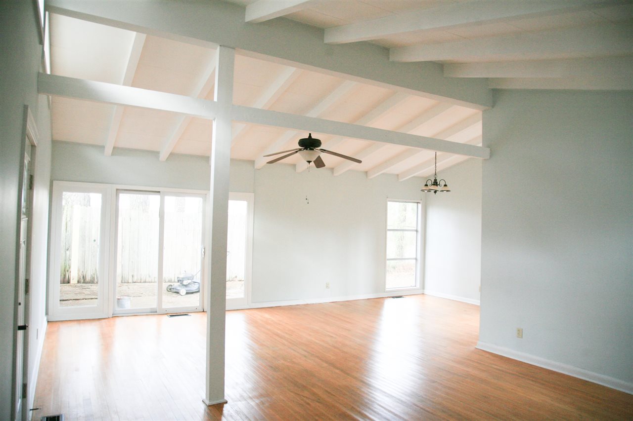 1516 Delmont Road Memphis, TN 38117 - Photo 15 of 25 Gallery Image 15