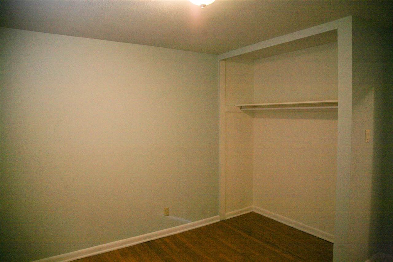 1516 Delmont Road Memphis, TN 38117 - Photo 17 of 25 Gallery Image 17