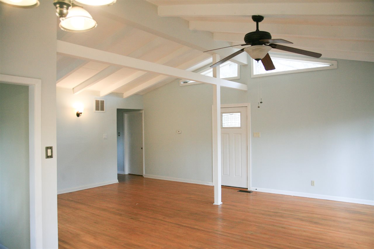 1516 Delmont Road Memphis, TN 38117 - Photo 3 of 25 Gallery Image 3