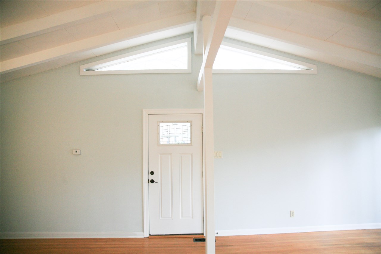 1516 Delmont Road Memphis, TN 38117 - Photo 4 of 25 Gallery Image 4