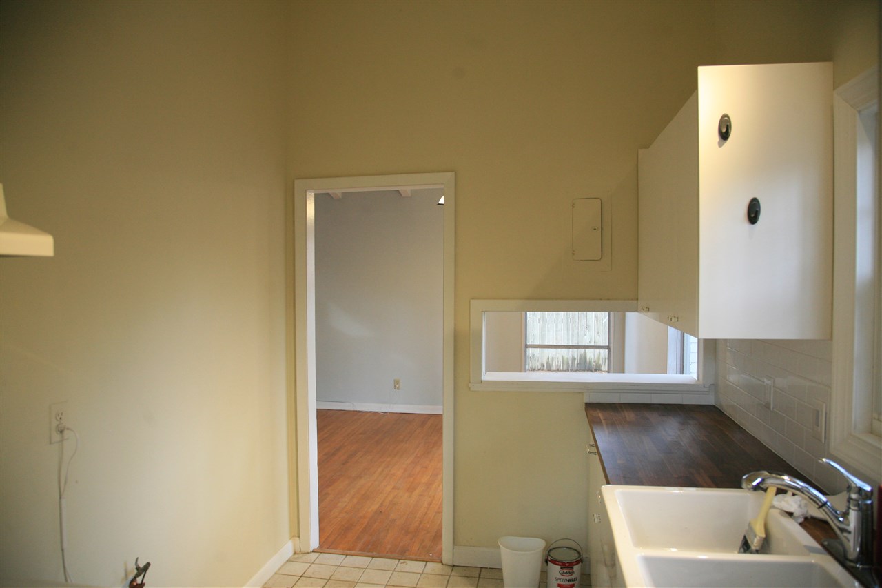 1516 Delmont Road Memphis, TN 38117 - Photo 7 of 25 Gallery Image 7