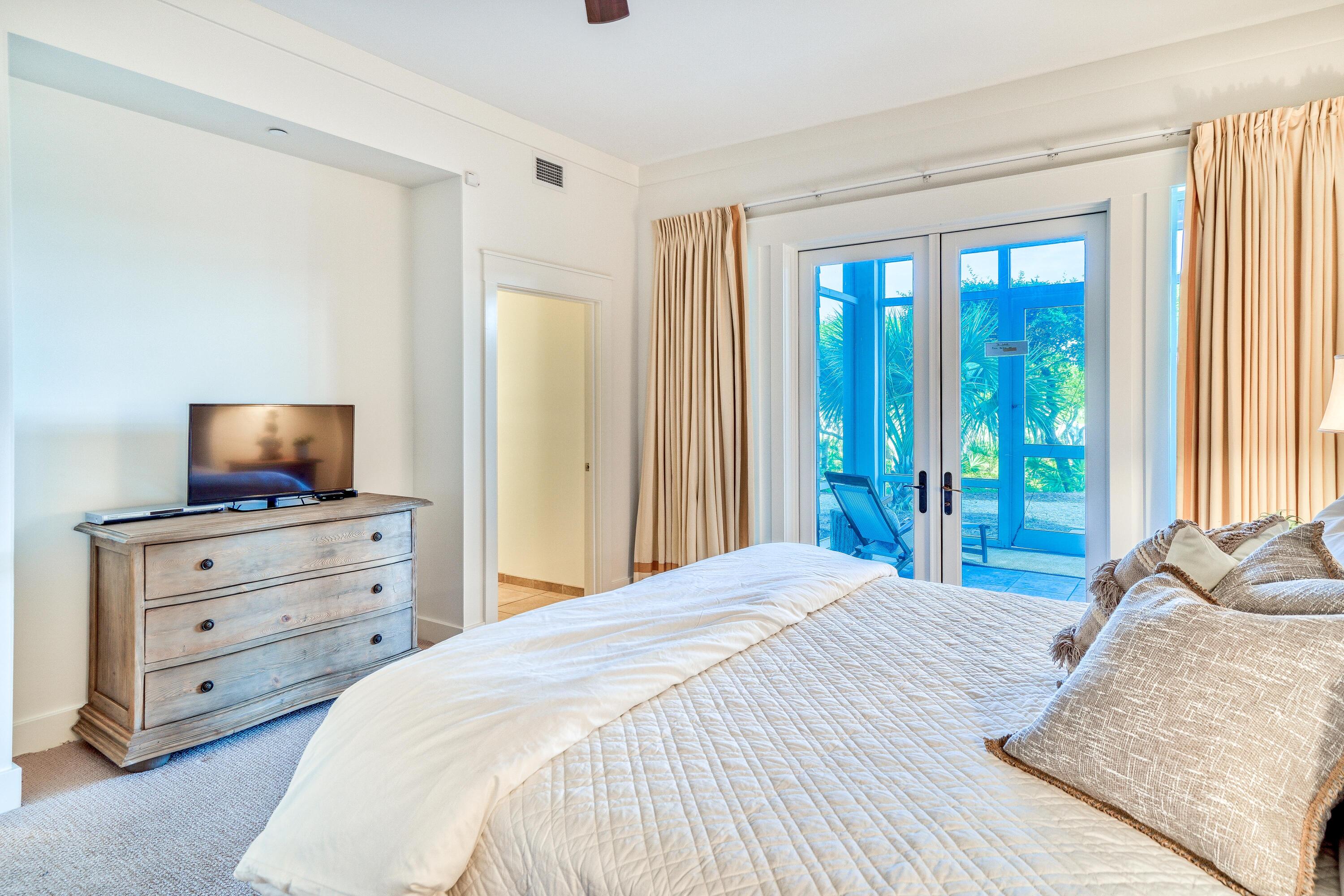 37 Compass Point Way Inlet Beach, Unit 103 Inlet Beach, FL 32461 - Photo 16 of 44 Master Suite with Access to Porch