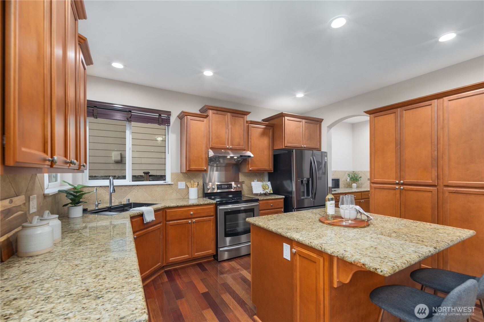 5111 Northeast 7th Place Renton, WA 98059 - Photo 18 of 40