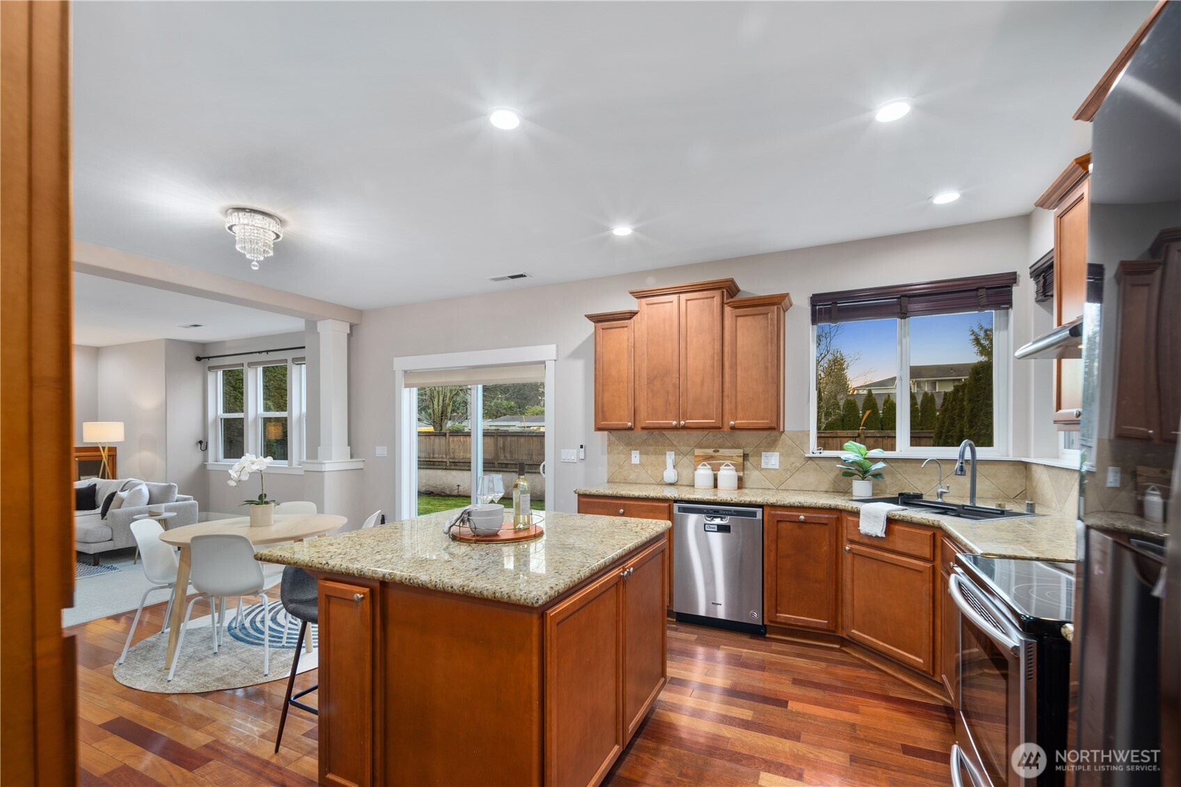 5111 Northeast 7th Place Renton, WA 98059 - Photo 20 of 40