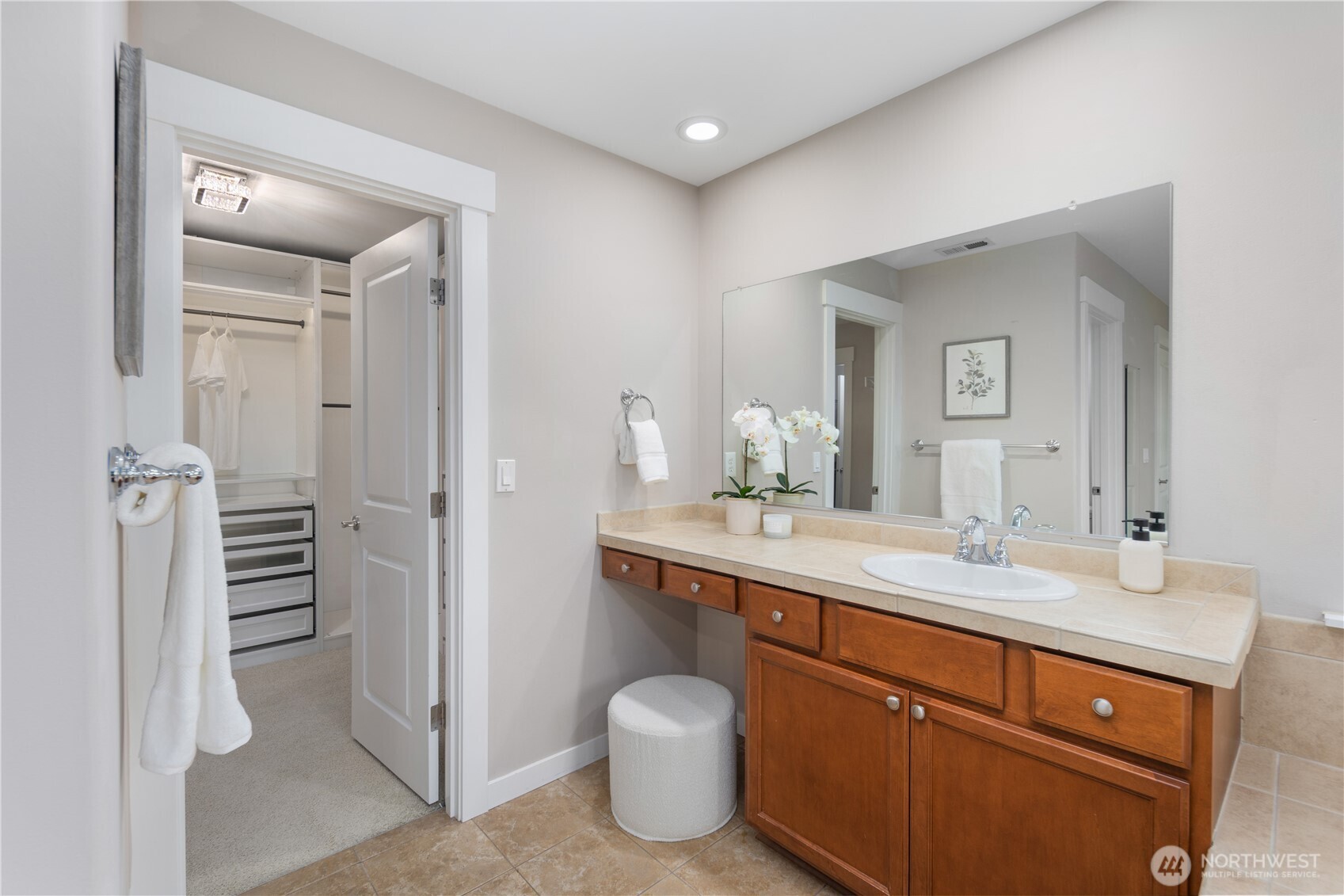 5111 Northeast 7th Place Renton, WA 98059 - Photo 36 of 40