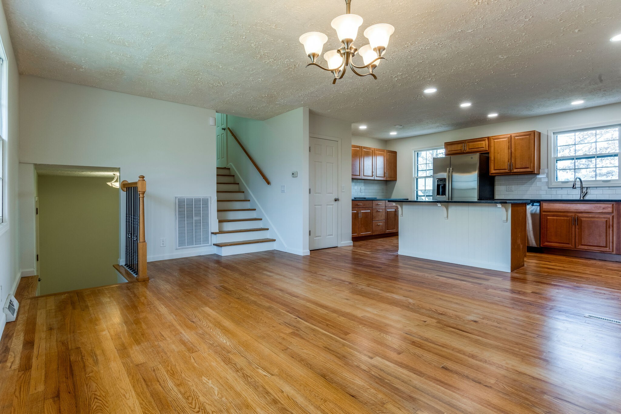 571 Parkway Road Tullahoma, TN 37388 - Photo 8 of 35 Gallery Image 8