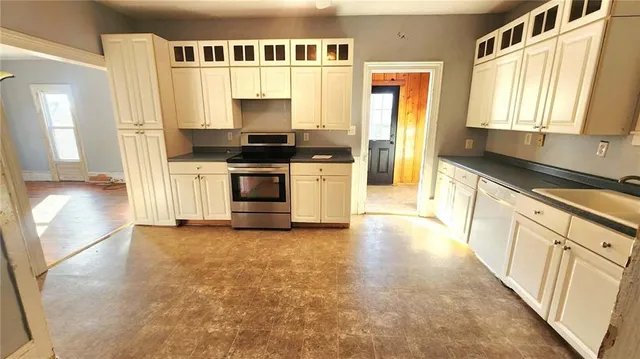 $59,900 | 325 North Pennsylvania Avenue, Columbus, KS 66725