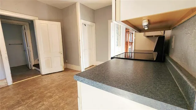 $59,900 | 325 North Pennsylvania Avenue, Columbus, KS 66725