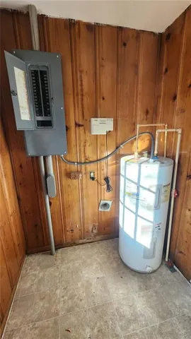 $59,900 | 325 North Pennsylvania Avenue, Columbus, KS 66725