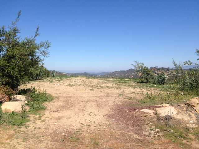 28709 Canyon Road Valley Center, CA 92082 - Photo 3 of 4