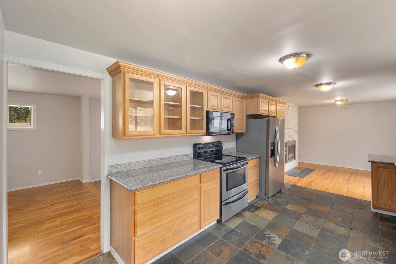 15420 Southeast 144th Place Renton, WA 98059 - Photo 13 of 37