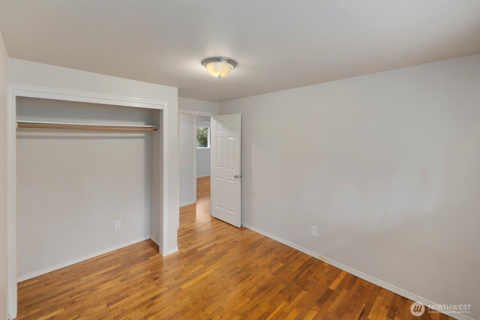 15420 Southeast 144th Place Renton, WA 98059 - Photo 19 of 37