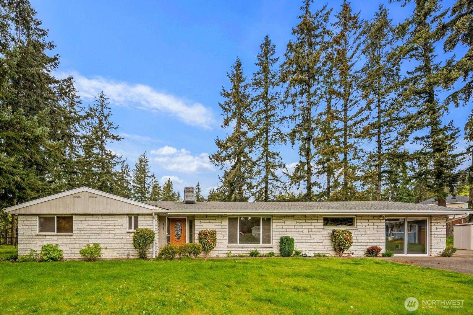 15420 Southeast 144th Place Renton, WA 98059 - Photo 5 of 37