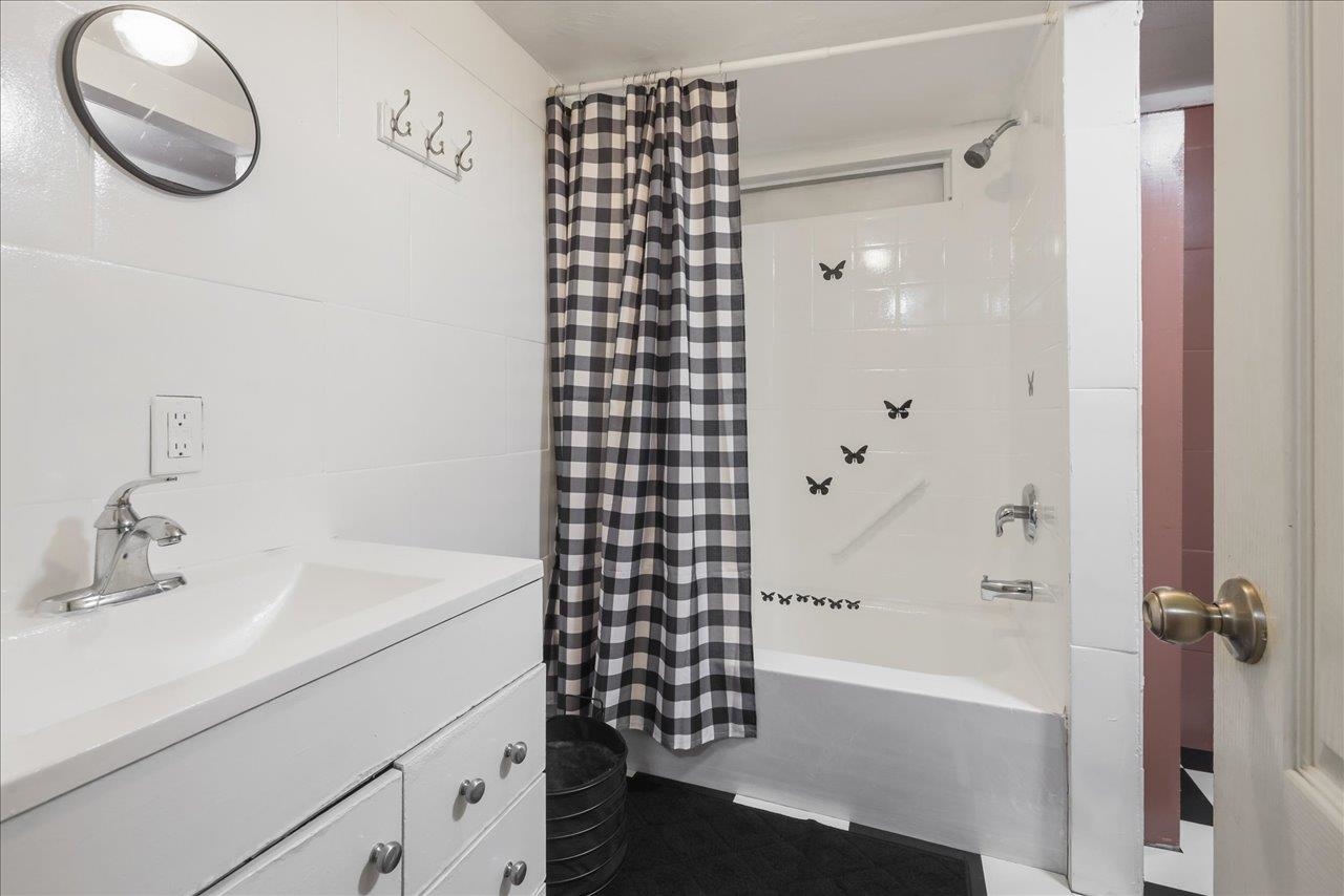 698 Liberty Road, Unit 2 Quincy, FL 32351 - Photo 14 of 56