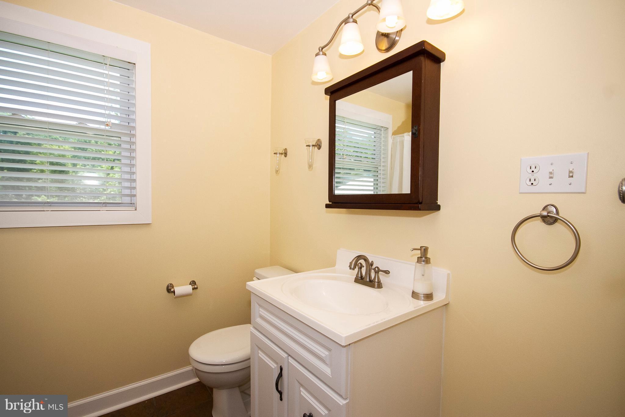 2803 Harford Road Fallston, MD 21047 - Photo 19 of 27 Bath