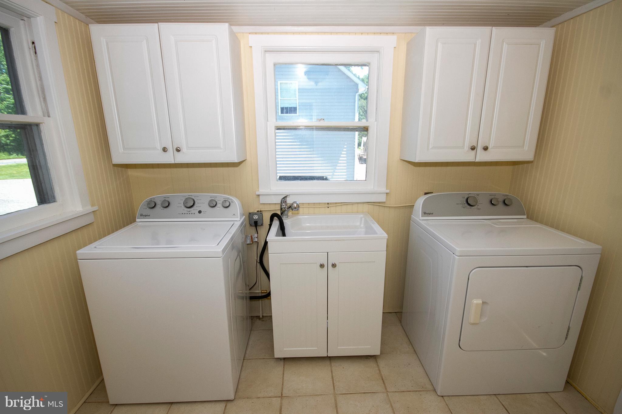 2803 Harford Road Fallston, MD 21047 - Photo 7 of 27 Mud Room, with Washer and Dryer