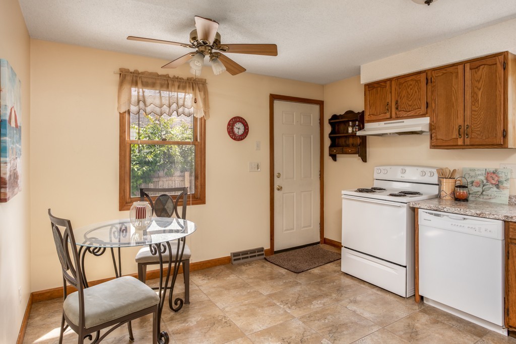 9-11 Ramah Street Springfield, MA 01104 - Photo 6 of 25 Gallery Image 6