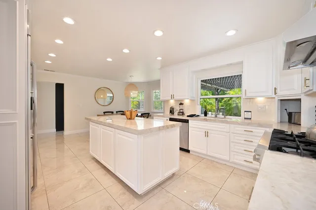 $1,699,000 | 25570 Fuerte Road, Temecula, CA 92590