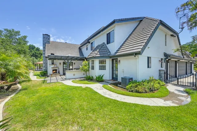 $1,699,000 | 25570 Fuerte Road, Temecula, CA 92590