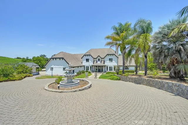 $1,699,000 | 25570 Fuerte Road, Temecula, CA 92590