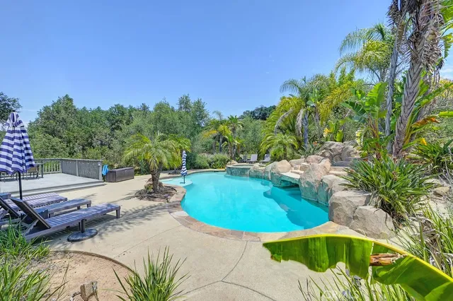 $1,699,000 | 25570 Fuerte Road, Temecula, CA 92590