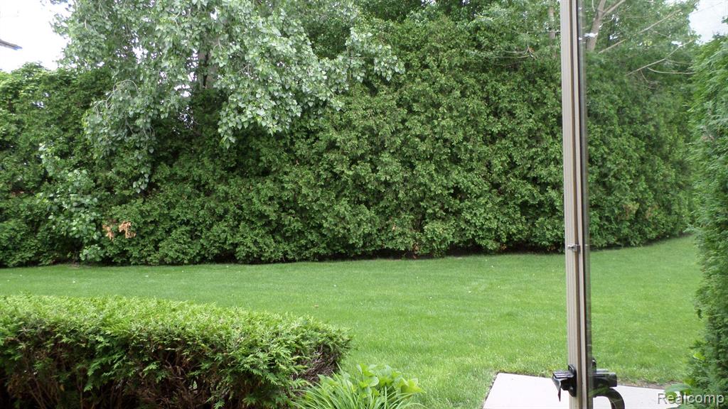 50561 Maurice Road, Unit 22 New Baltimore, MI 48047 - Photo 37 of 42