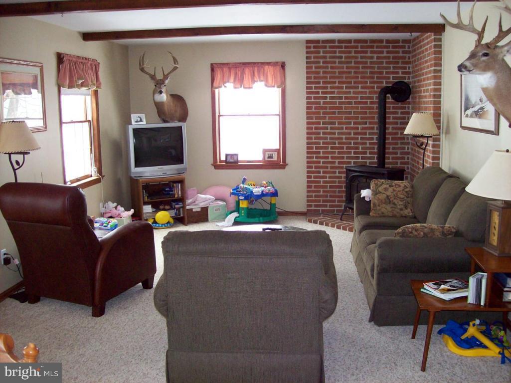 168 Hess Road Quarryville, PA 17566 - Photo 4 of 8 Gallery Image 4