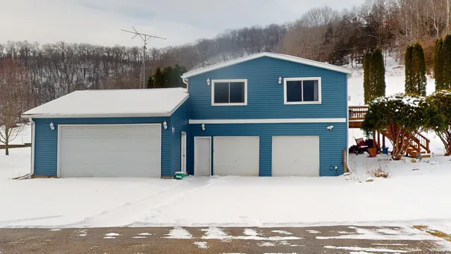 $245,000 | S3527 Bobcat Trail, Buffalo, WI 54629