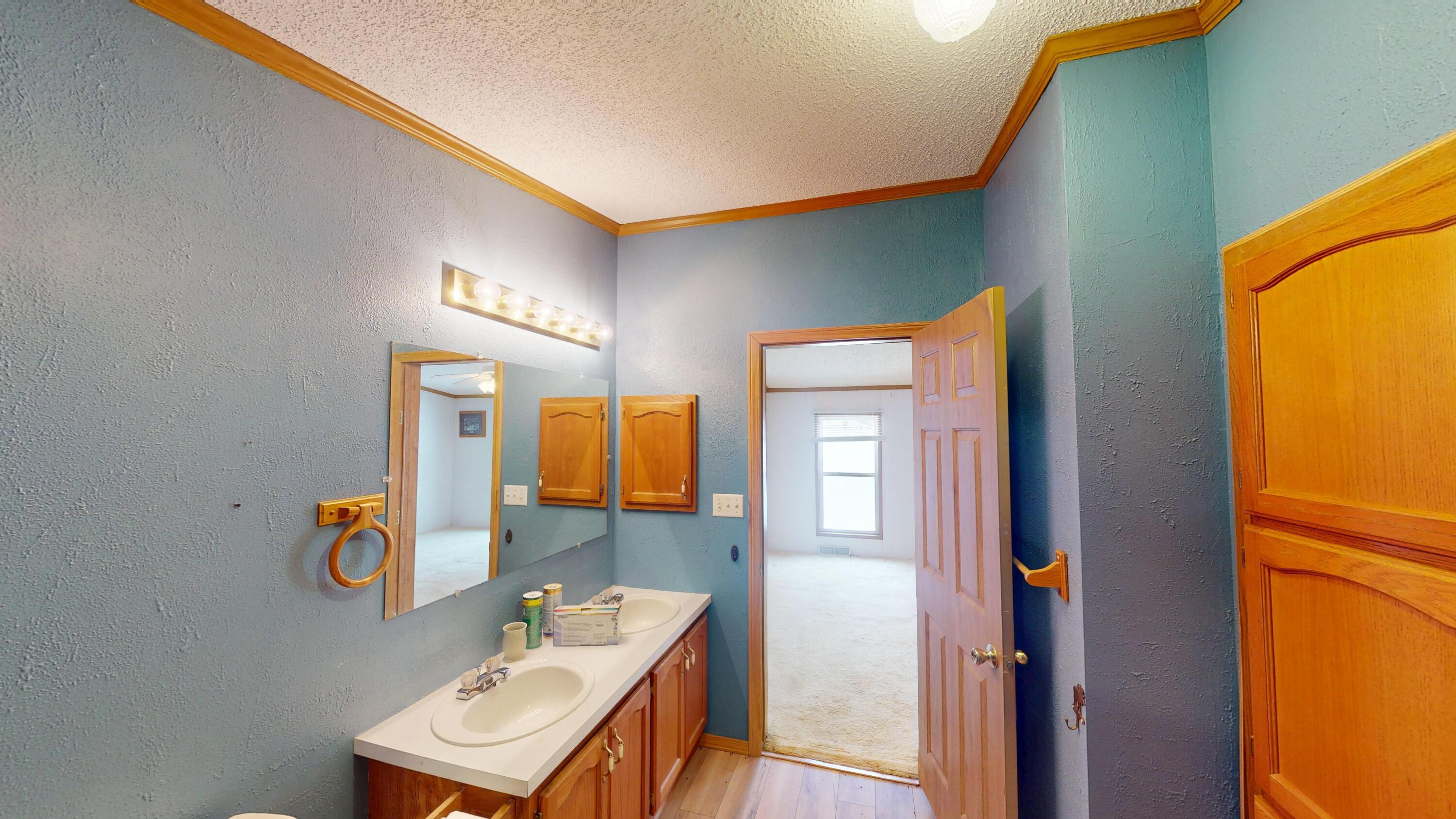 S3527 Bobcat Trail Buffalo, WI 54629 - Photo 16 of 33 Bath 2_