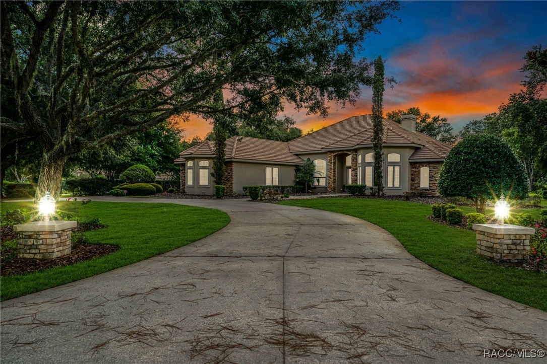 3165 West Wentworth Loop Lecanto, FL 34461 - Photo 3 of 92