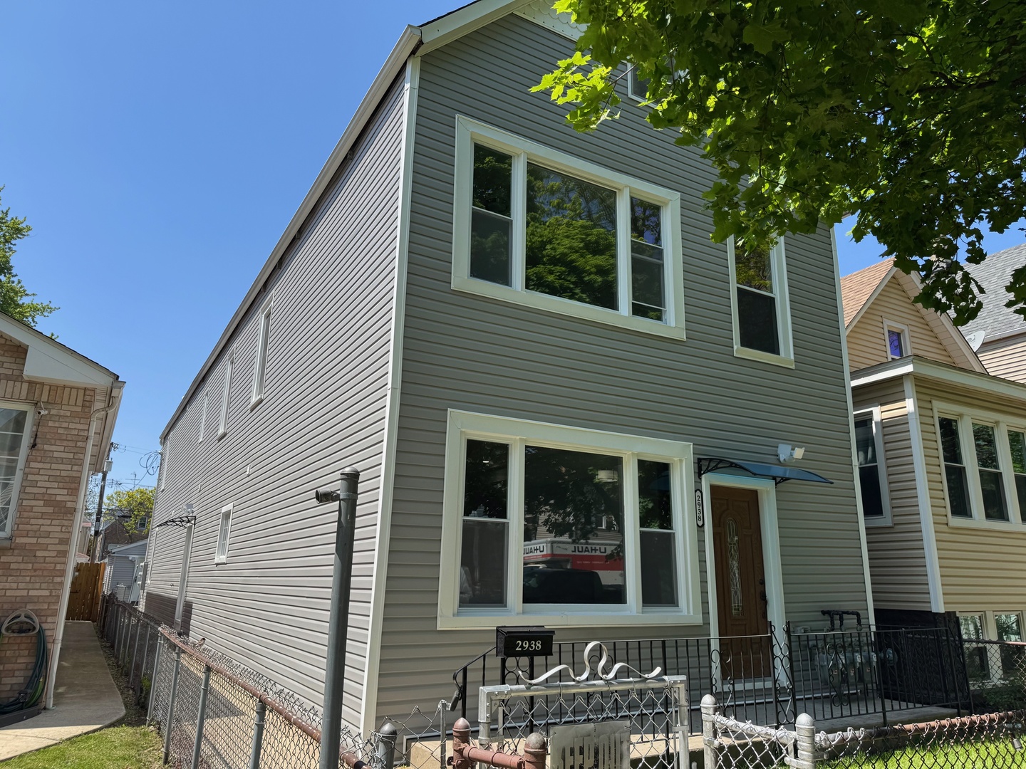 2938 48th Court Cicero, IL 60804 - Photo 2 of 2 a view of front a house