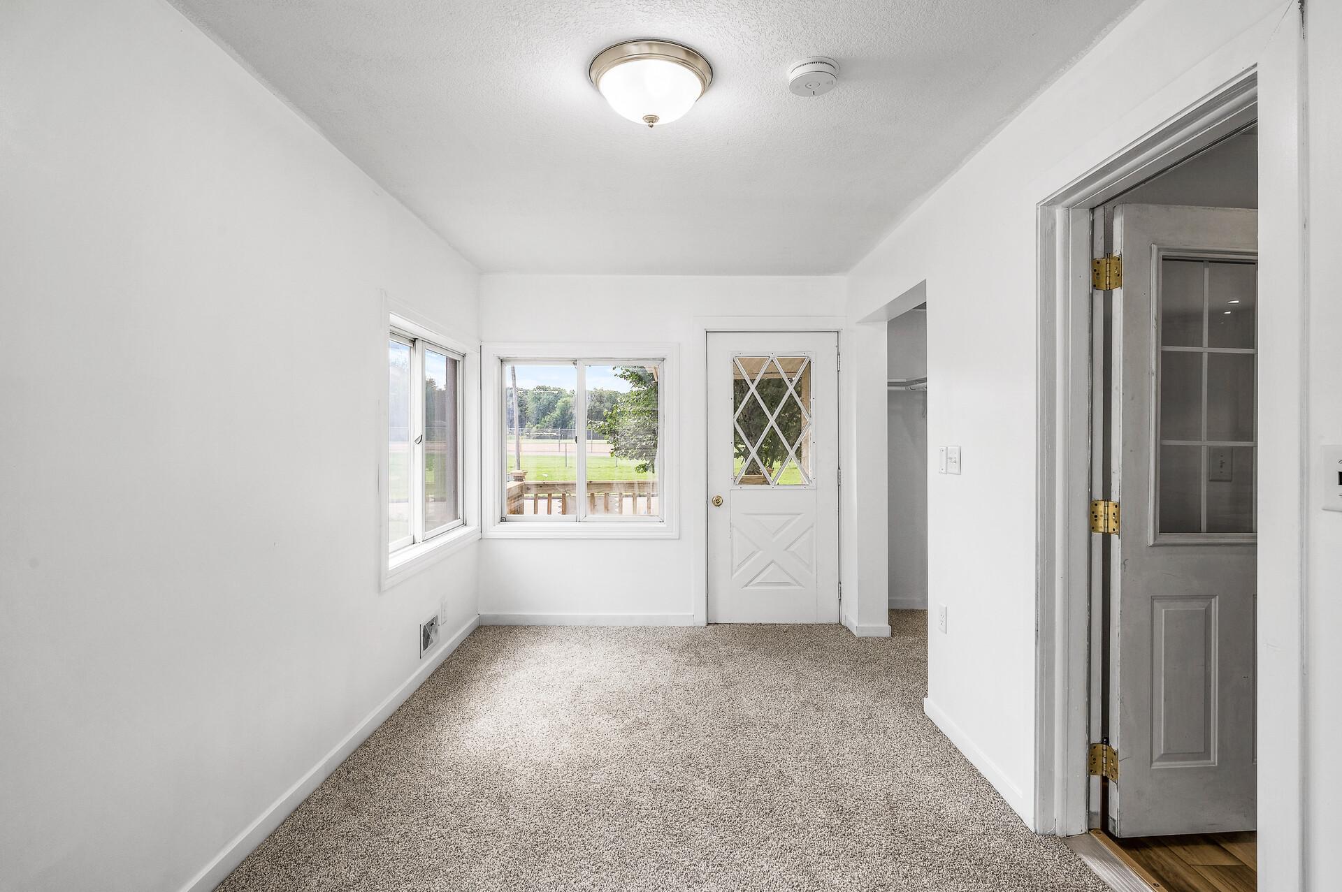 2583 County Rd F East St. Paul, MN 55110 - Photo 12 of 28