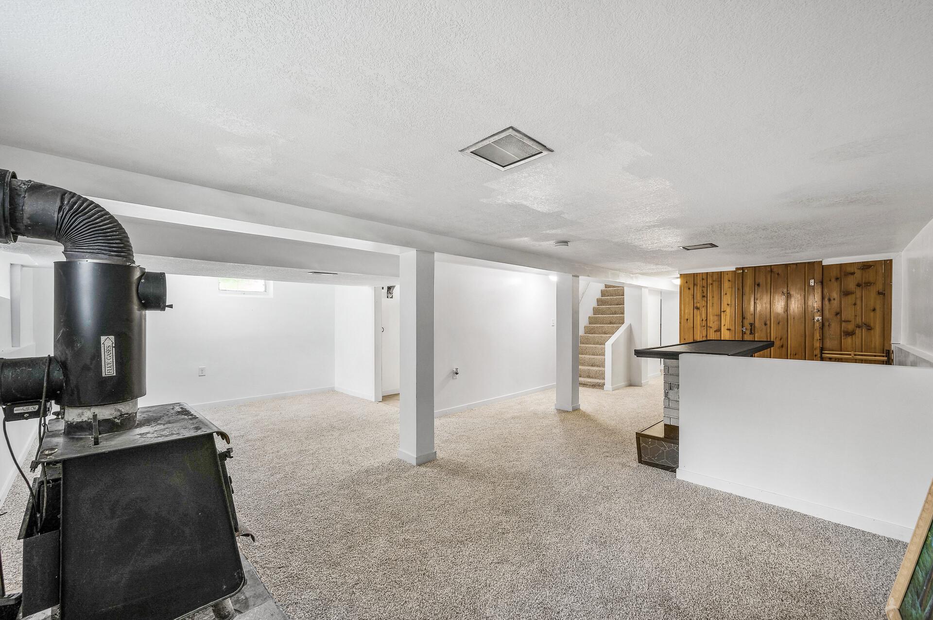 2583 County Rd F East St. Paul, MN 55110 - Photo 20 of 28