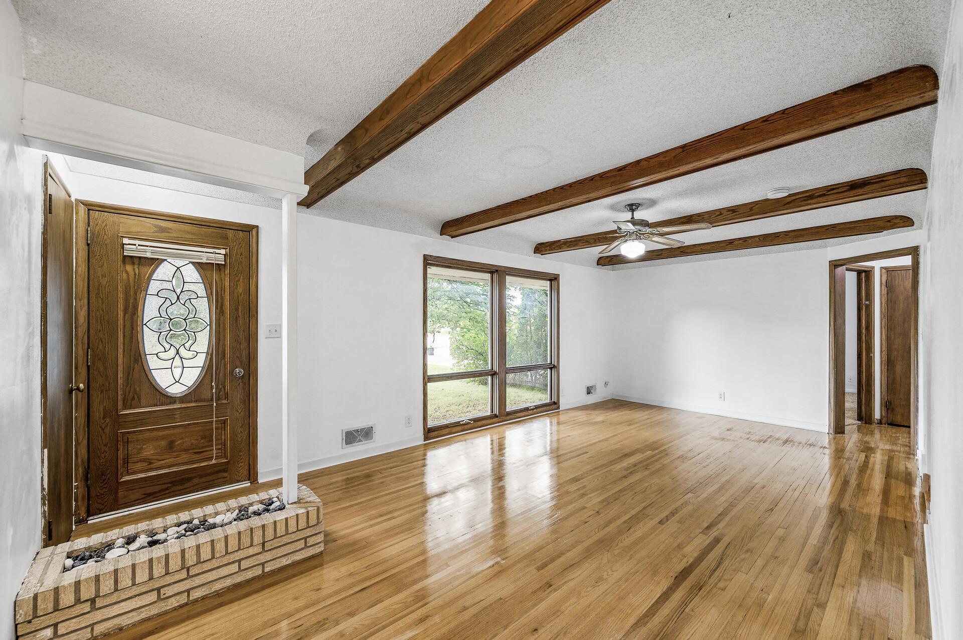 2583 County Rd F East St. Paul, MN 55110 - Photo 6 of 28