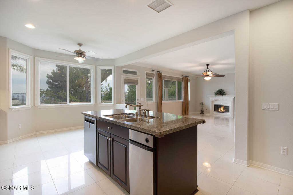 20828 Vercelli Way Porter Ranch, CA 91326 - Photo 22 of 59 20828 Vercelli Way - HsHProd-59.jpeg