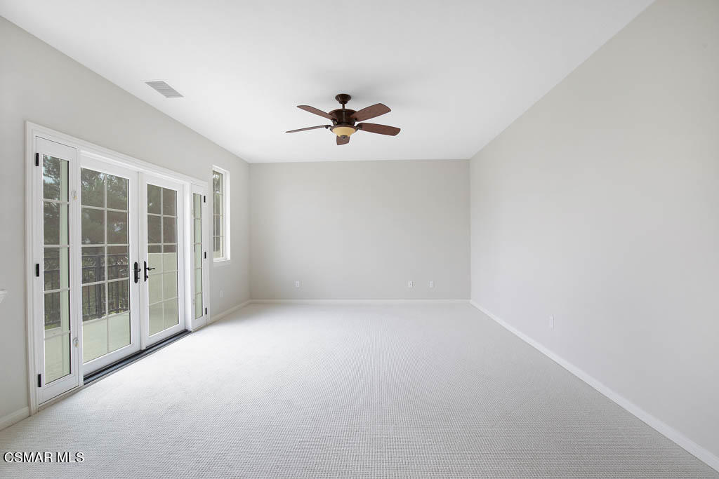 20828 Vercelli Way Porter Ranch, CA 91326 - Photo 29 of 59 20828 Vercelli Way - HsHProd-32.jpeg