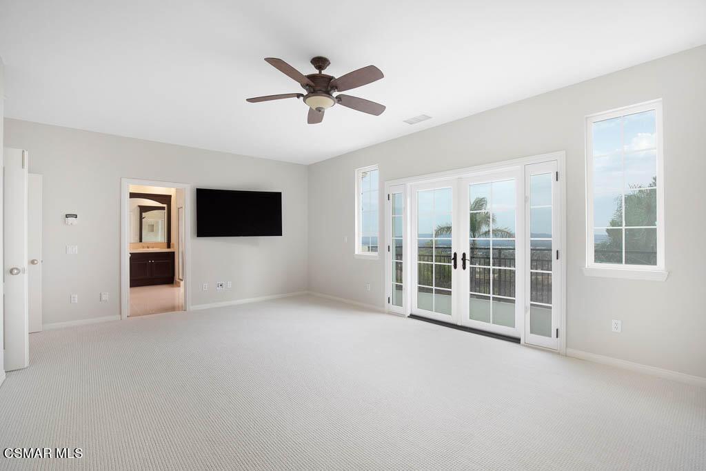 20828 Vercelli Way Porter Ranch, CA 91326 - Photo 6 of 59 20828 Vercelli Way - HsHProd-33.jpeg